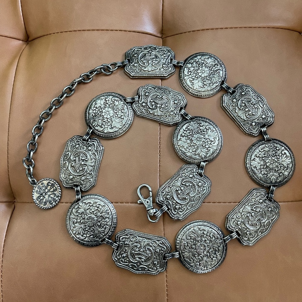 VINTAGE HARWILL N.Y. Concho style metal belt